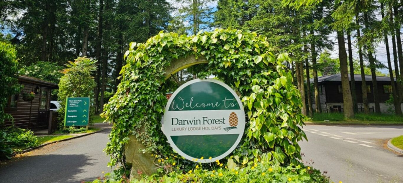 Darwin Forest Luxury Lodges entrance sign