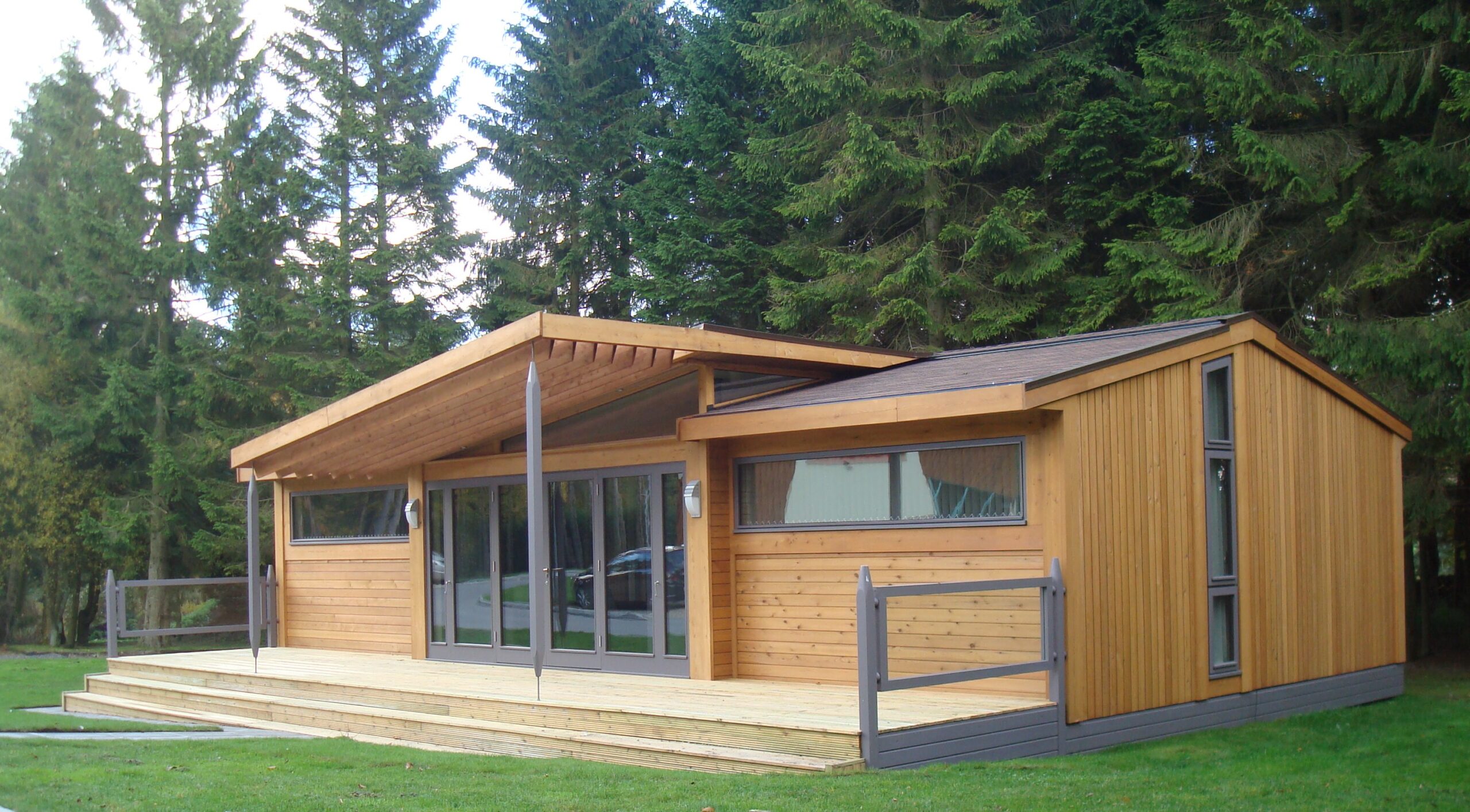 Horizon-central-living-lodge